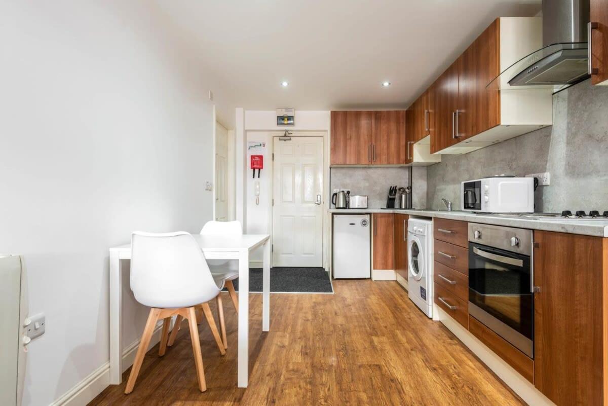 Apartment Modern Budget Studio In Central Doncaster